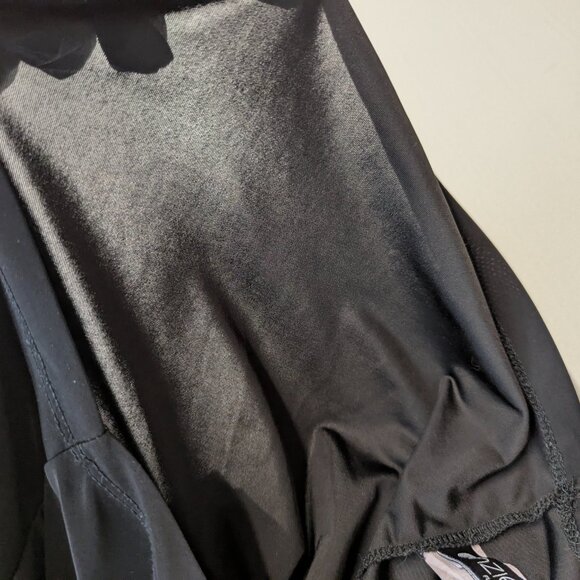 Onzie Flow One Size Fits All *(XS, S, M) Black Sheer High/Low Workout Top - Picture 8 of 10